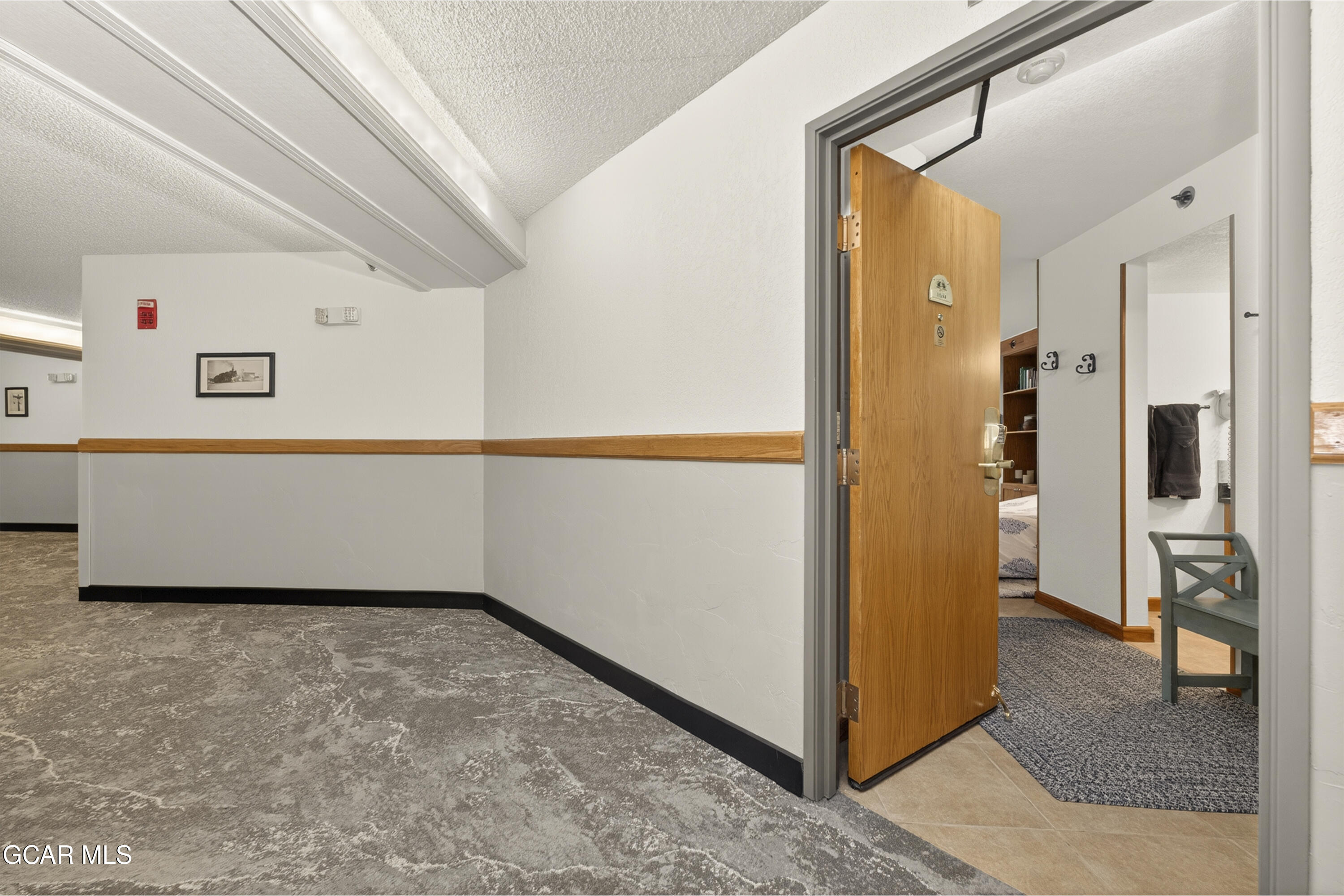 310 Iron Horse Way D3044