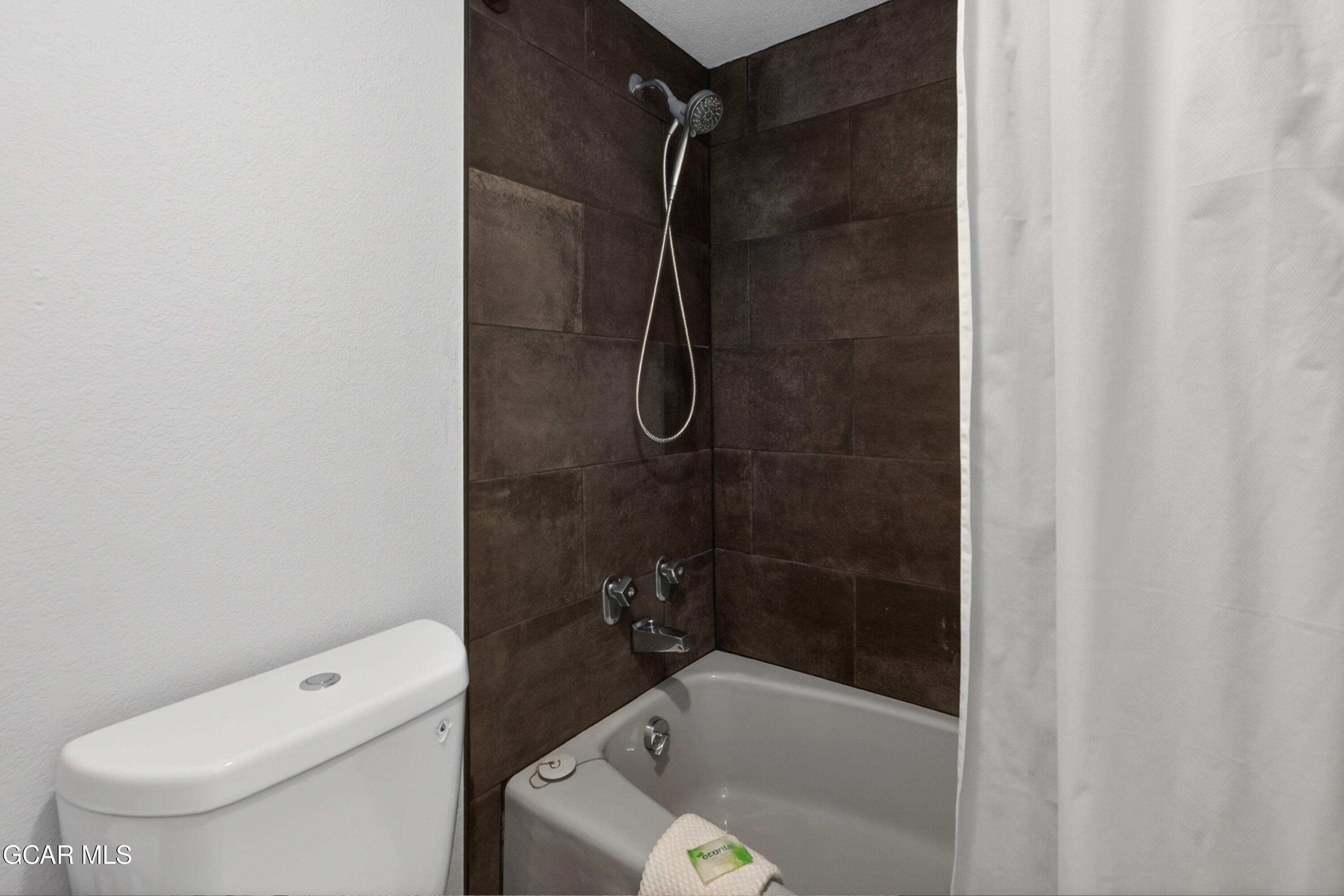 310 Iron Horse Way D4014