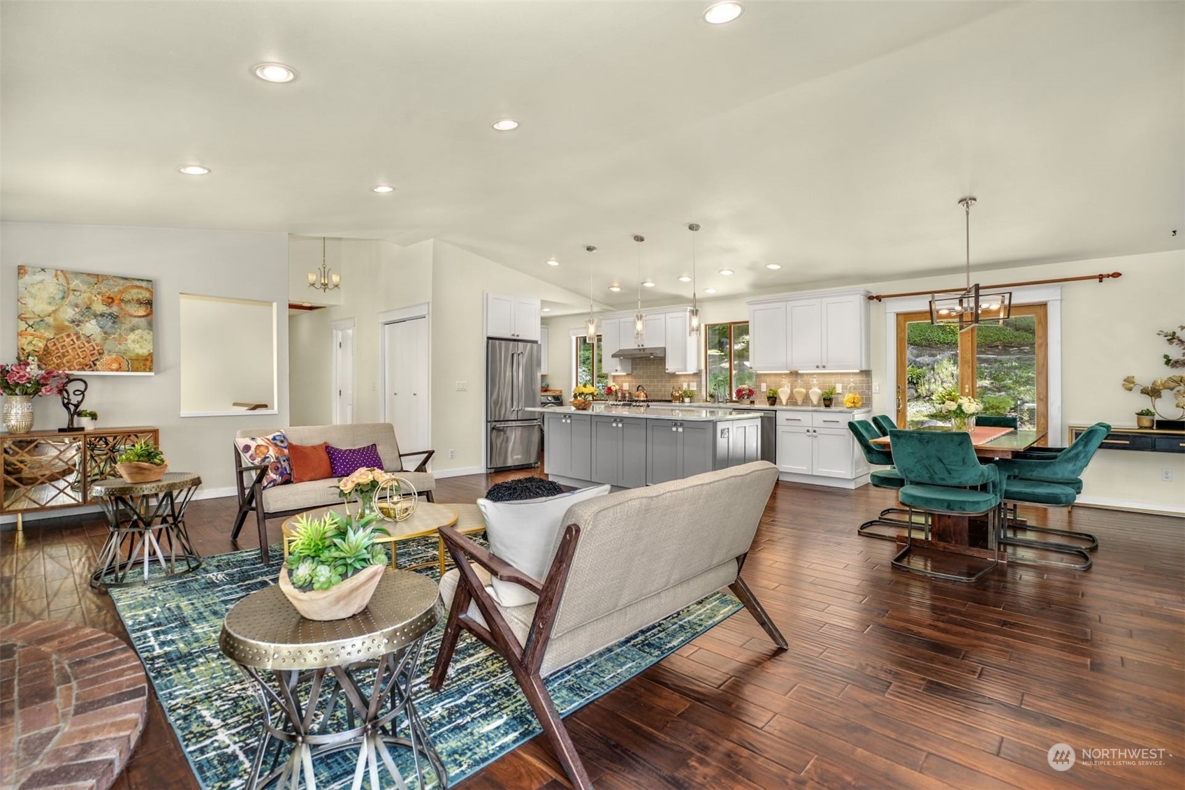5060 Highland Drive