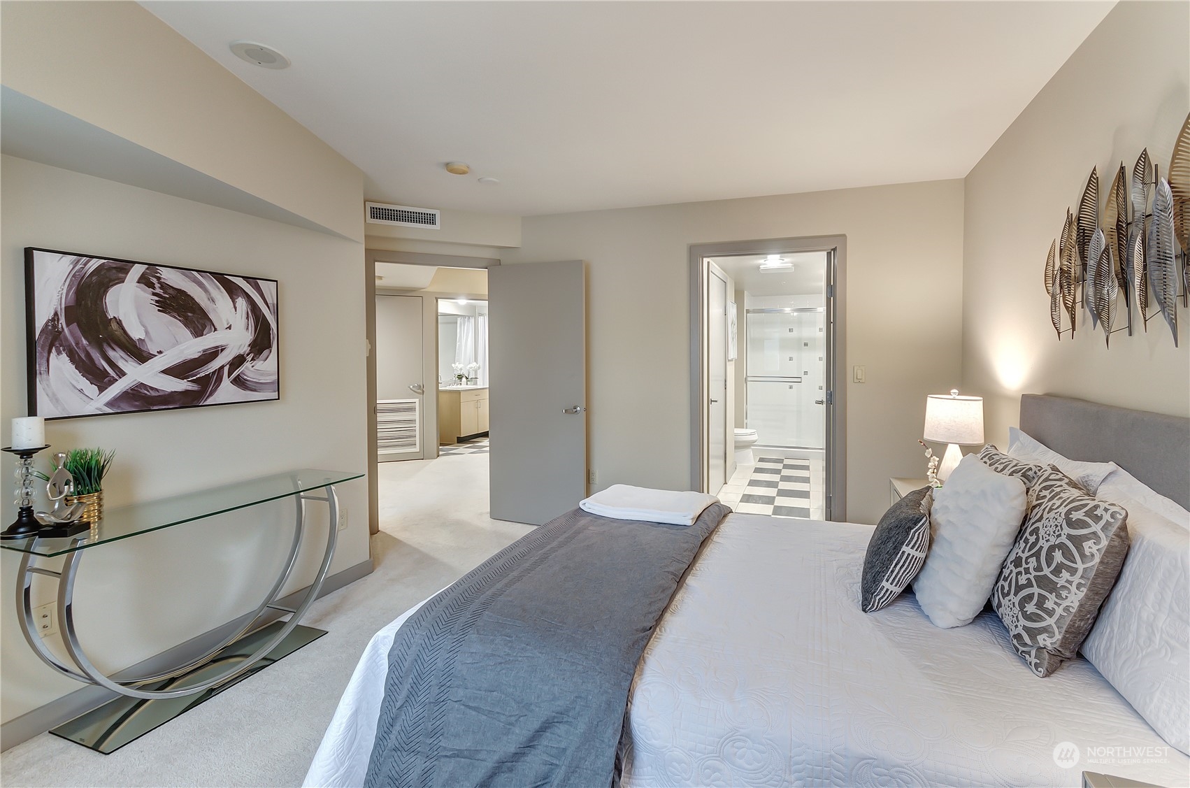 1100 106th Ave NE #603