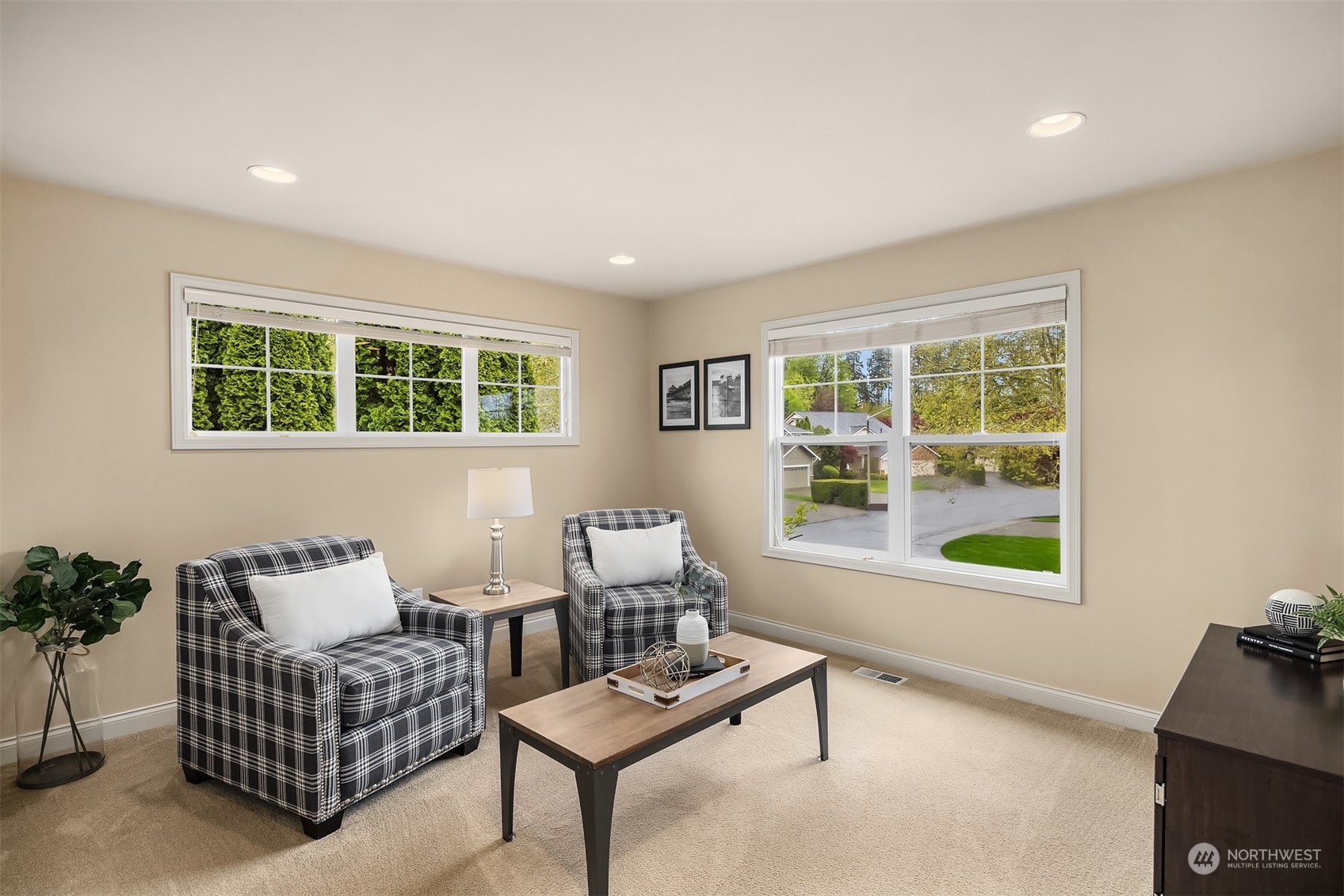 210 249 Place NE