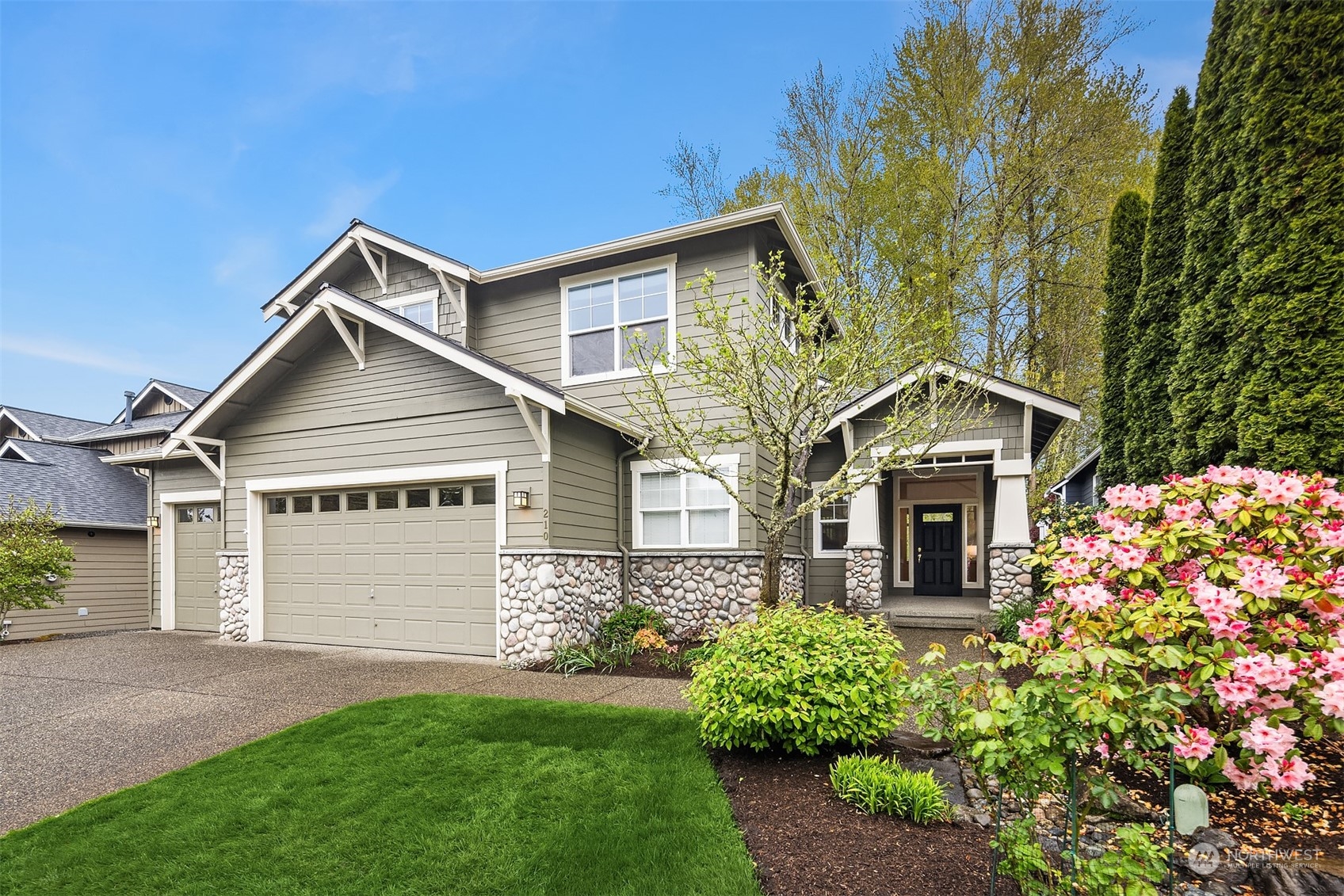 210 249 Place NE