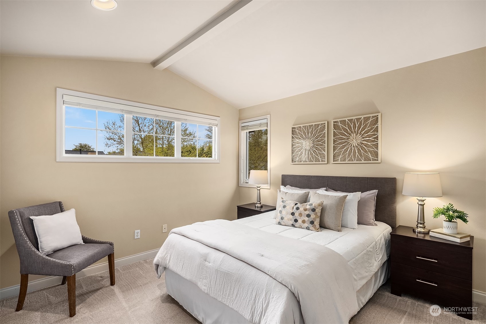 210 249 Place NE