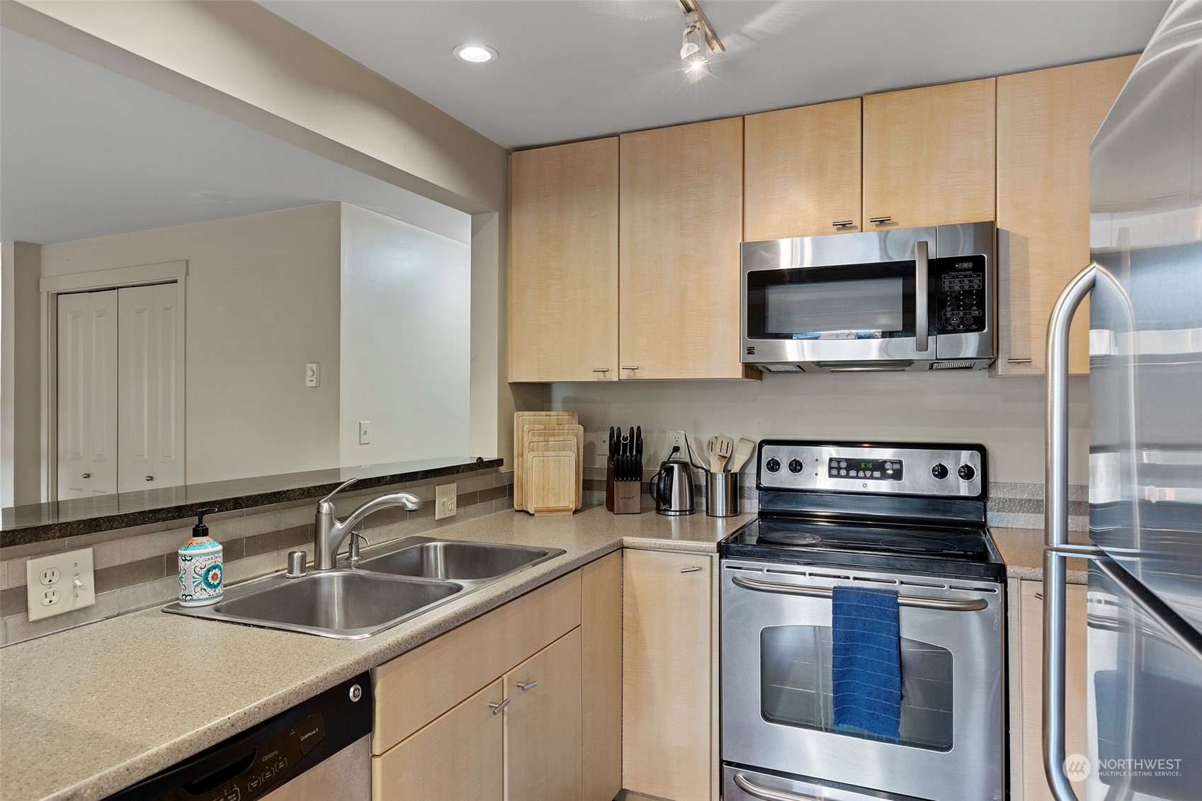 8252 126th Avenue NE #D201