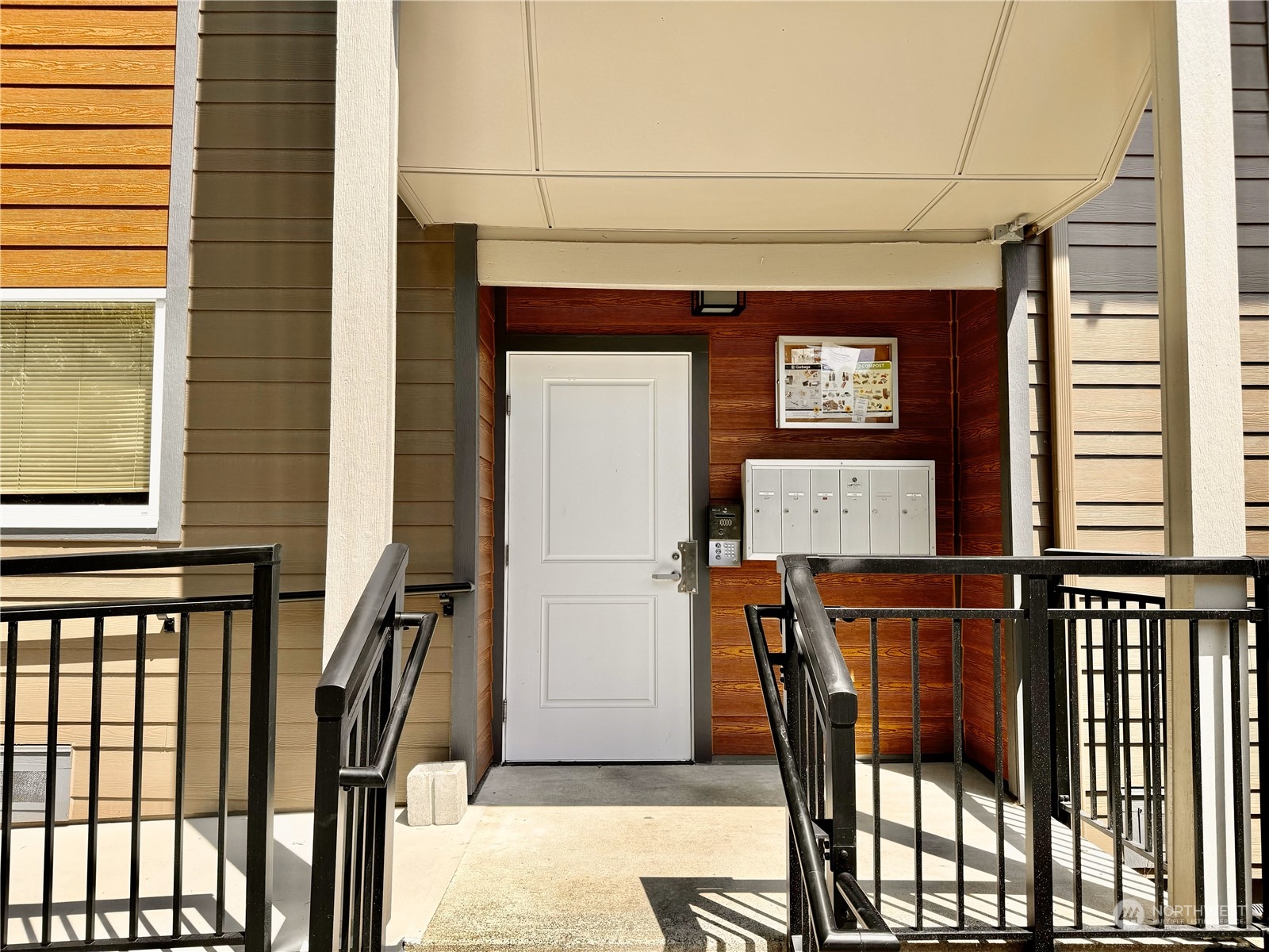 230 SW Clark St #C202