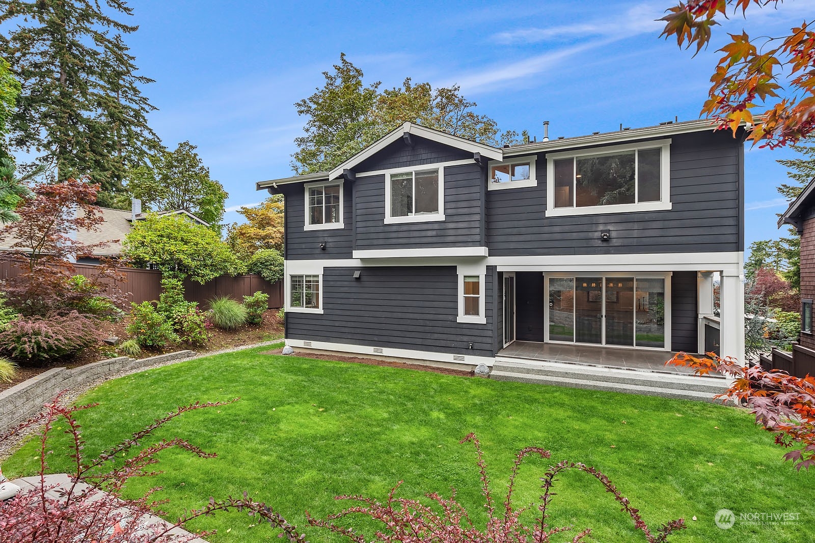 8423 SE 46th Street