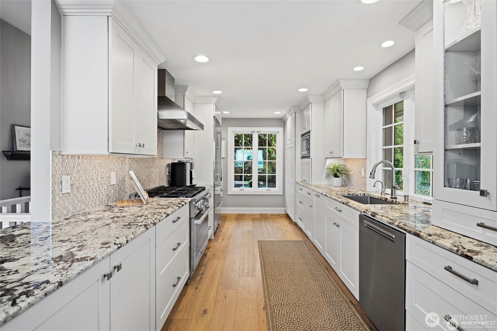 10515 NE 48th Place