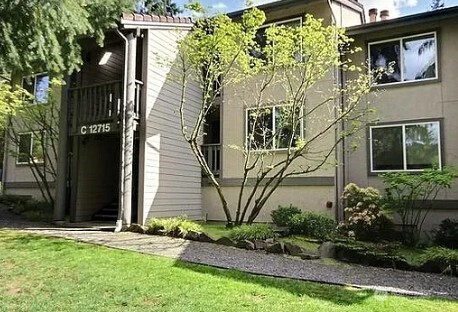 12715 NE 120th Street Unit: C10