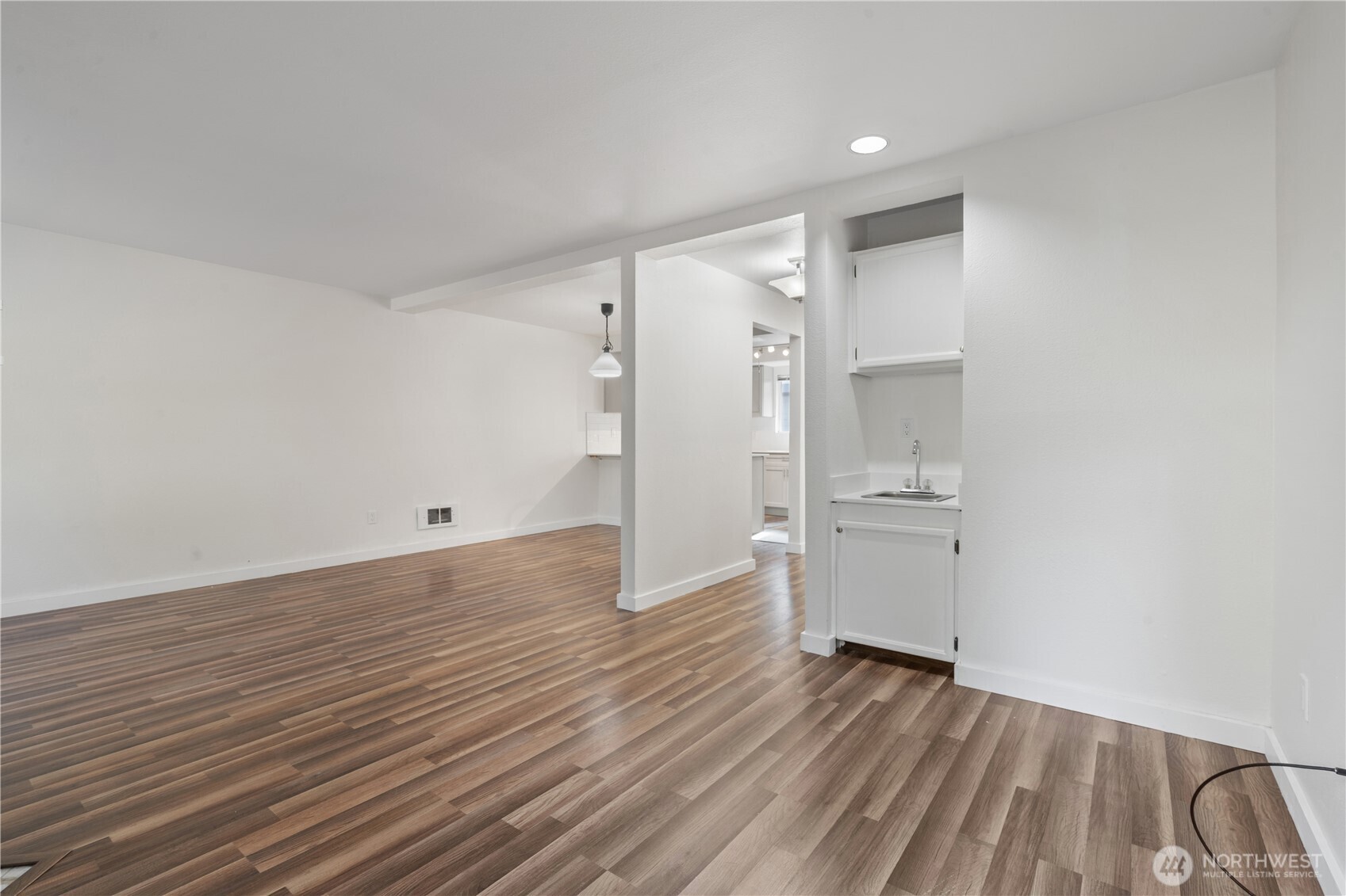 10007 NE 12th Street Unit: 108