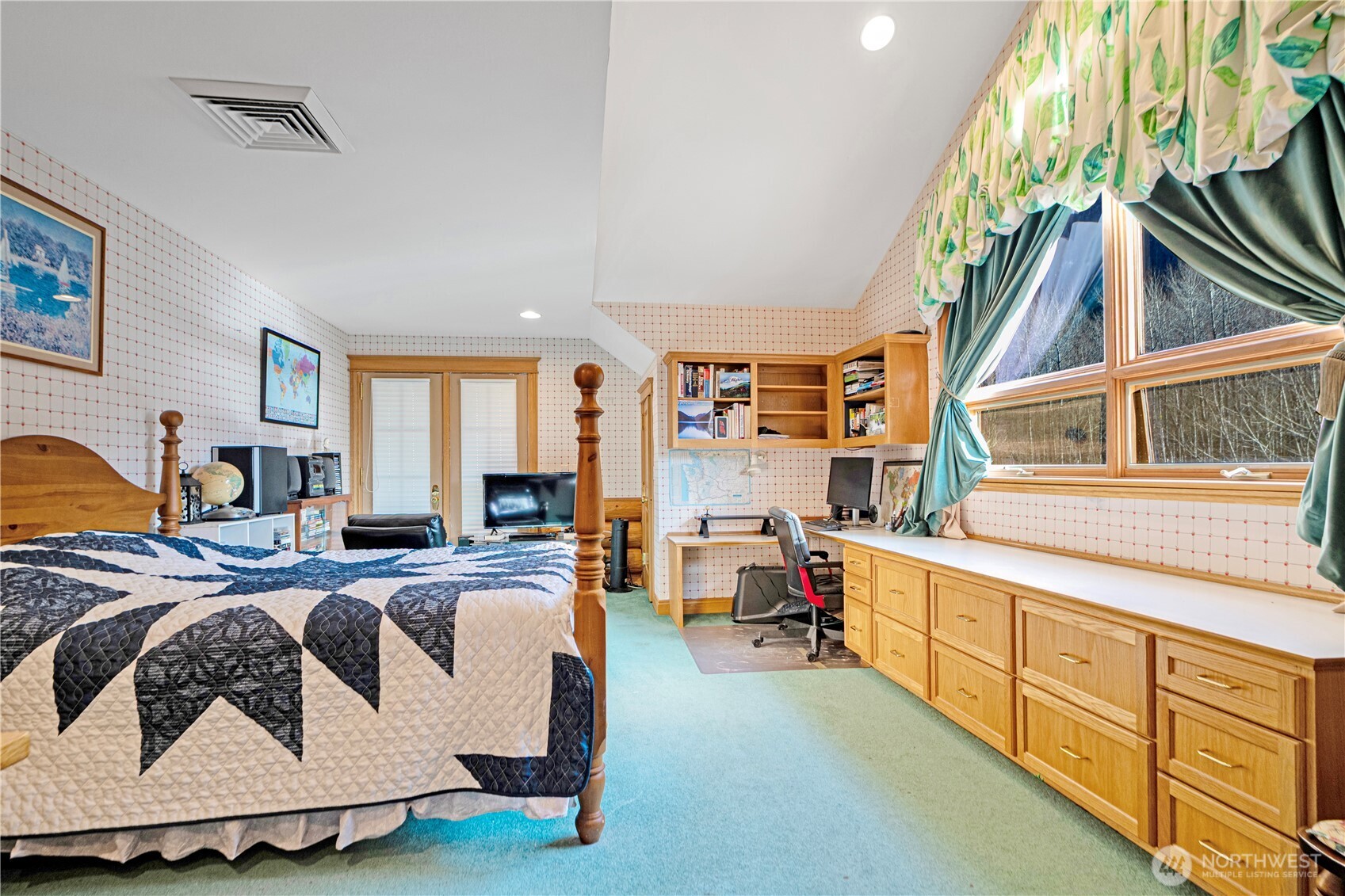 8100 428th Avenue SE