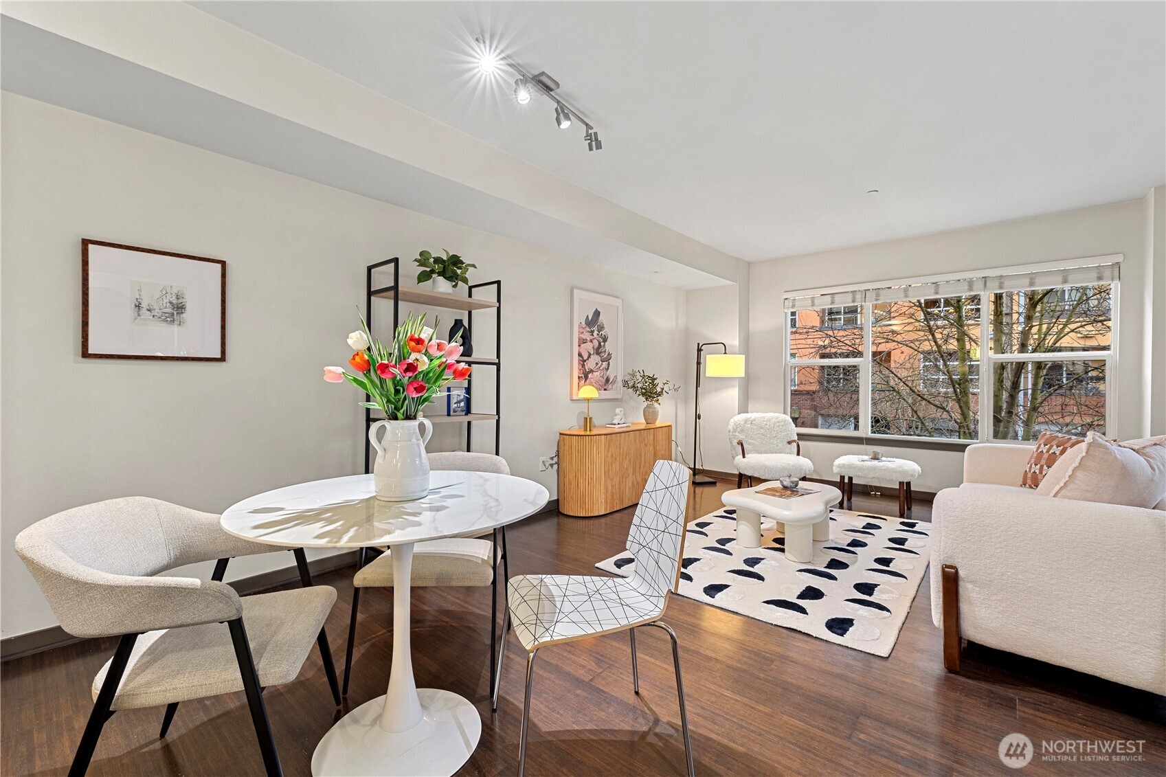 413 NE 70th Street Unit: 207