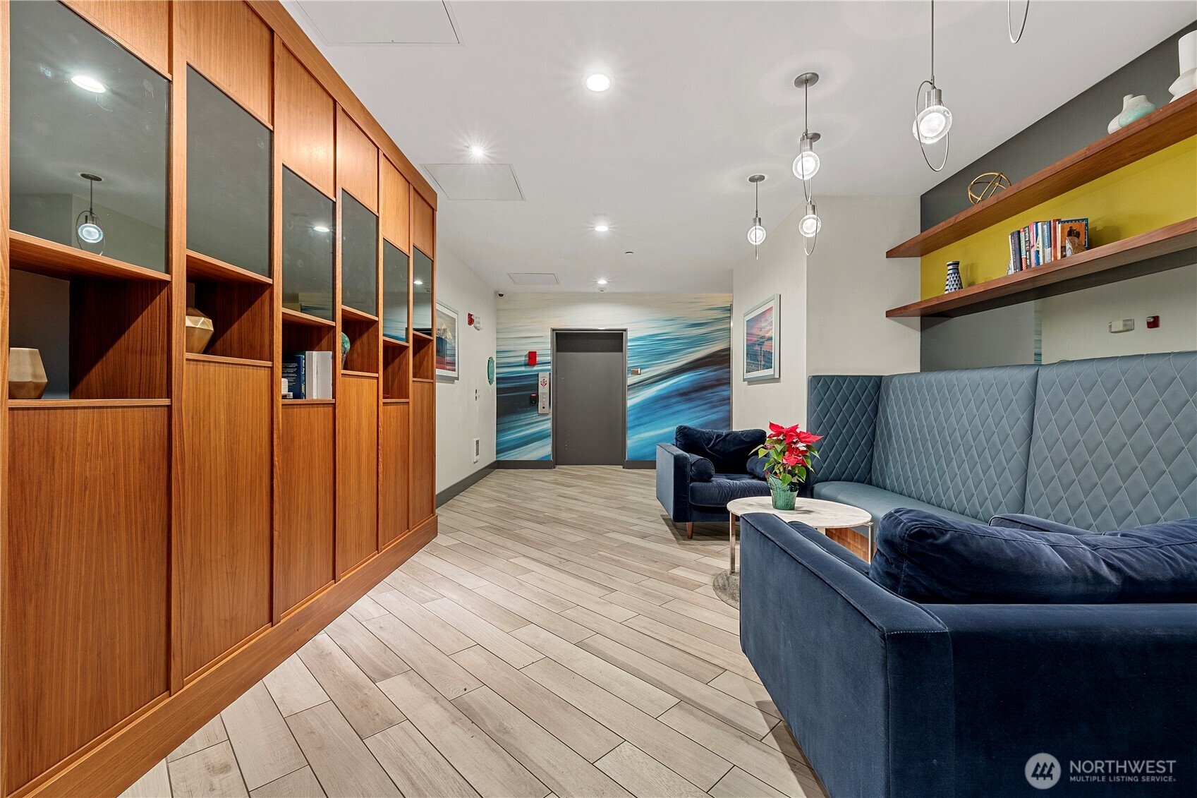 413 NE 70th Street Unit: 207