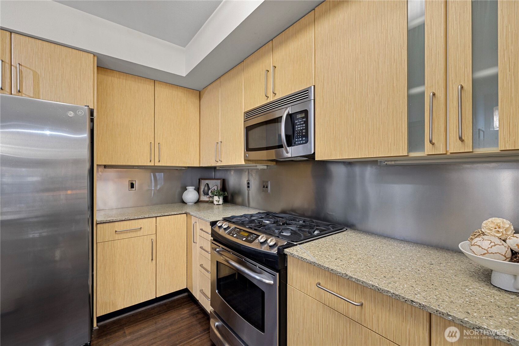 413 NE 70th Street Unit: 207