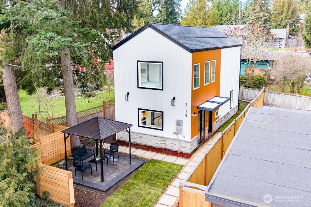 1518 NE 106th Street