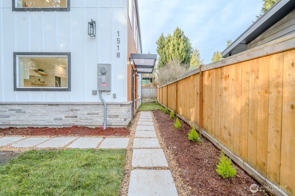 1518 NE 106th Street