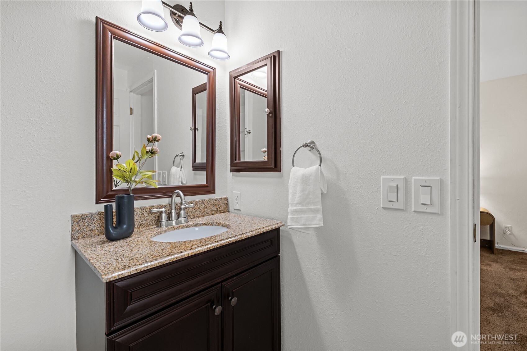 10317 NE 123rd Place