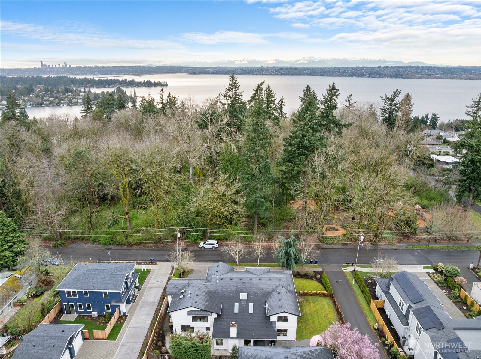 5422 106th Avenue NE