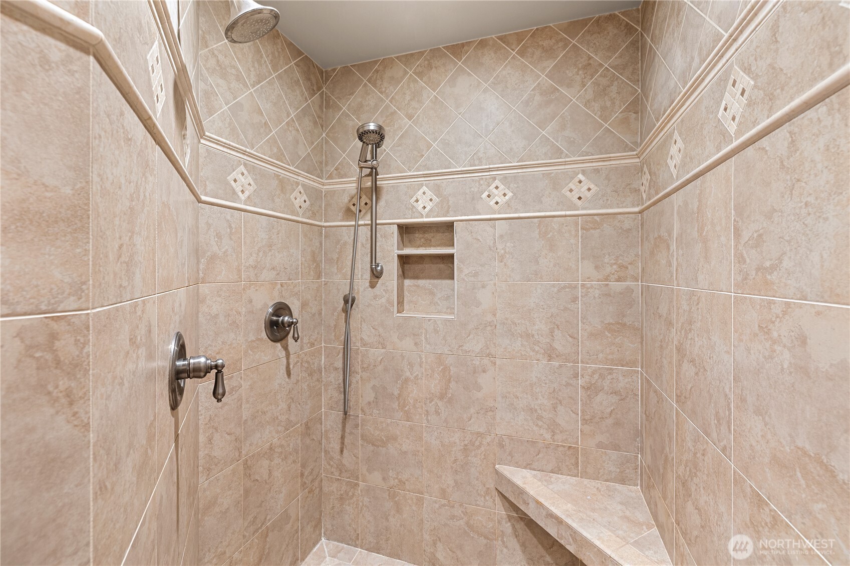 5422 106th Avenue NE