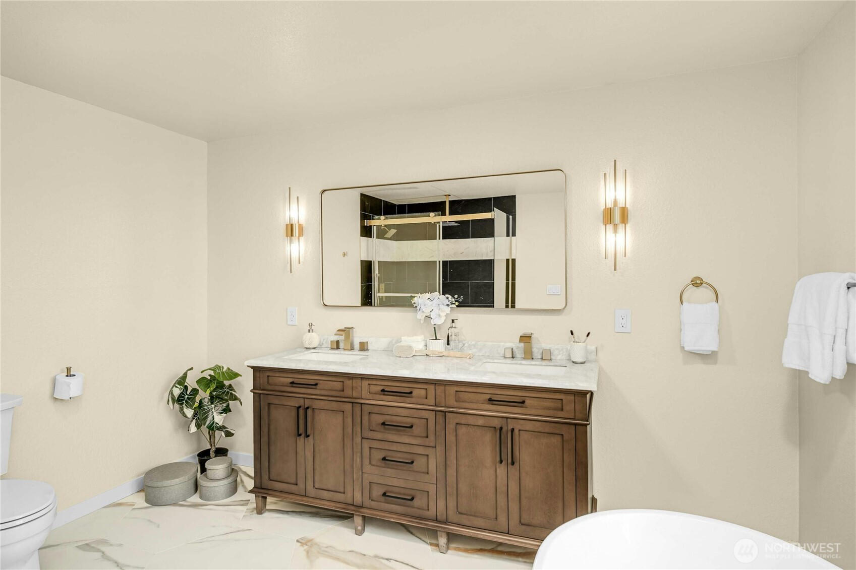 9919 Arrowsmith Avenue S