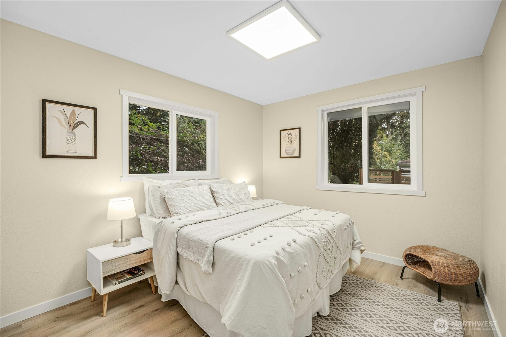 9919 Arrowsmith Avenue S