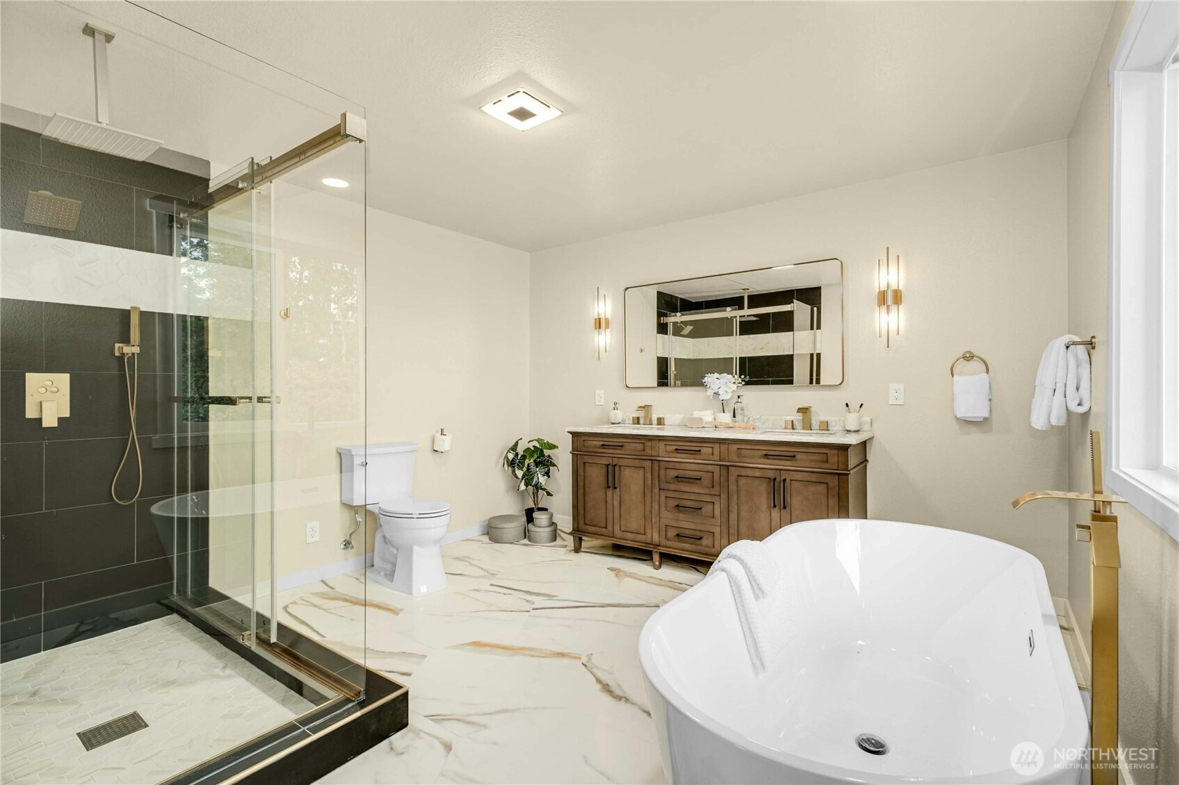 9919 Arrowsmith Avenue S