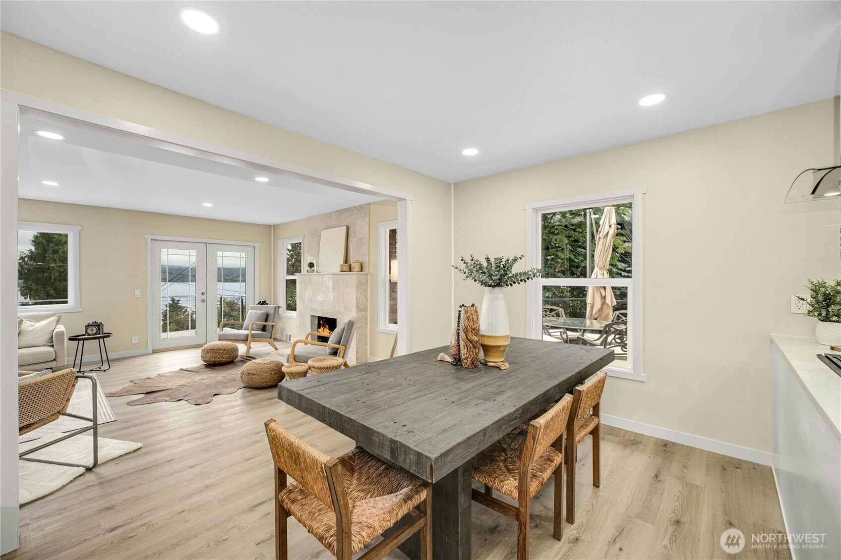 9919 Arrowsmith Avenue S