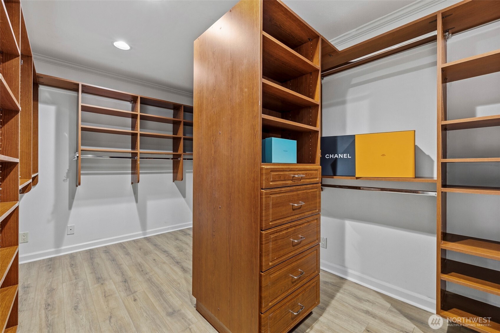 2507 Medina Circle