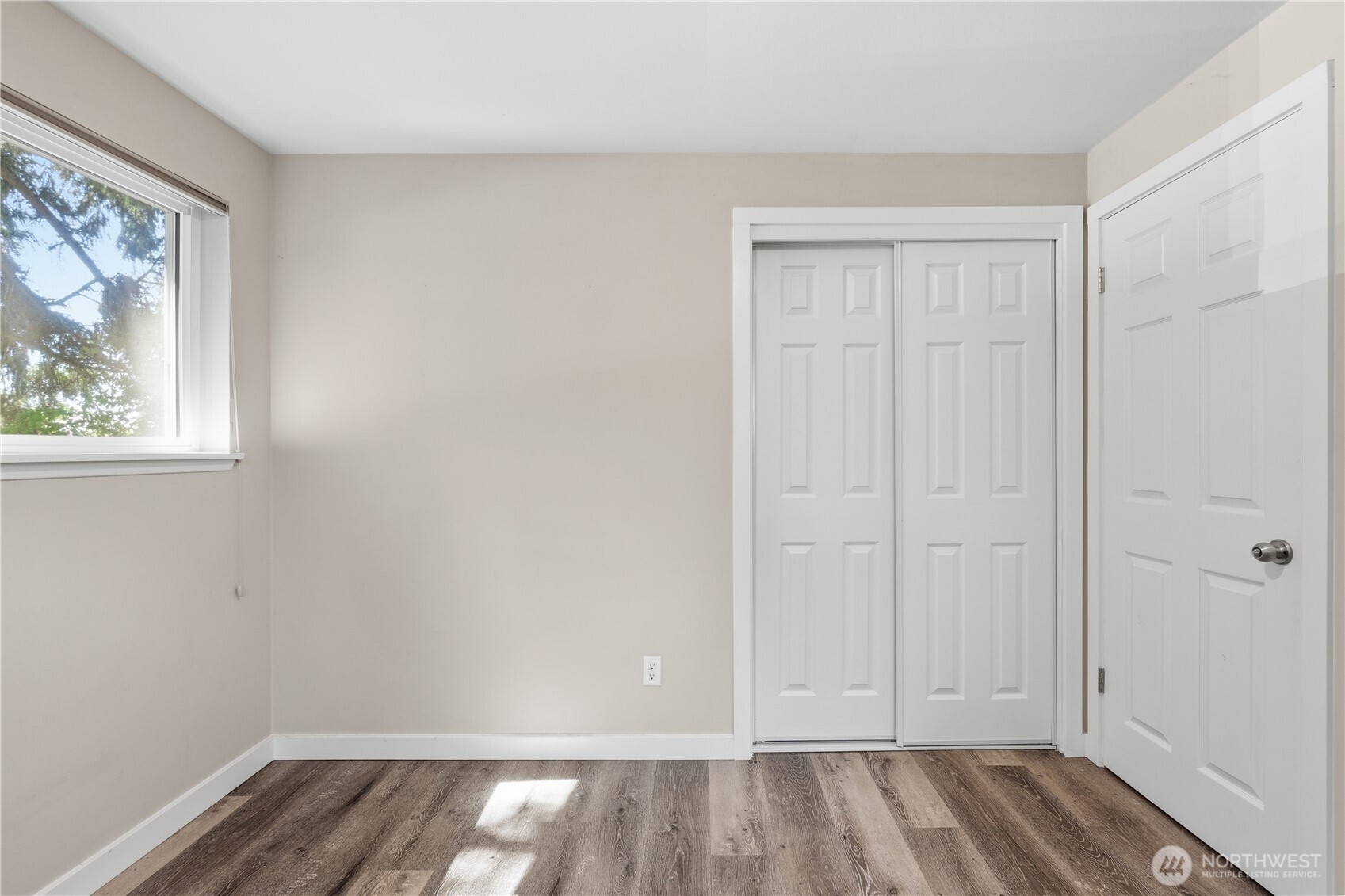 12020 NE 83rd Street