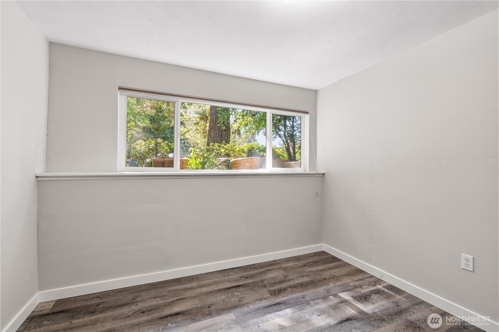 12020 NE 83rd Street