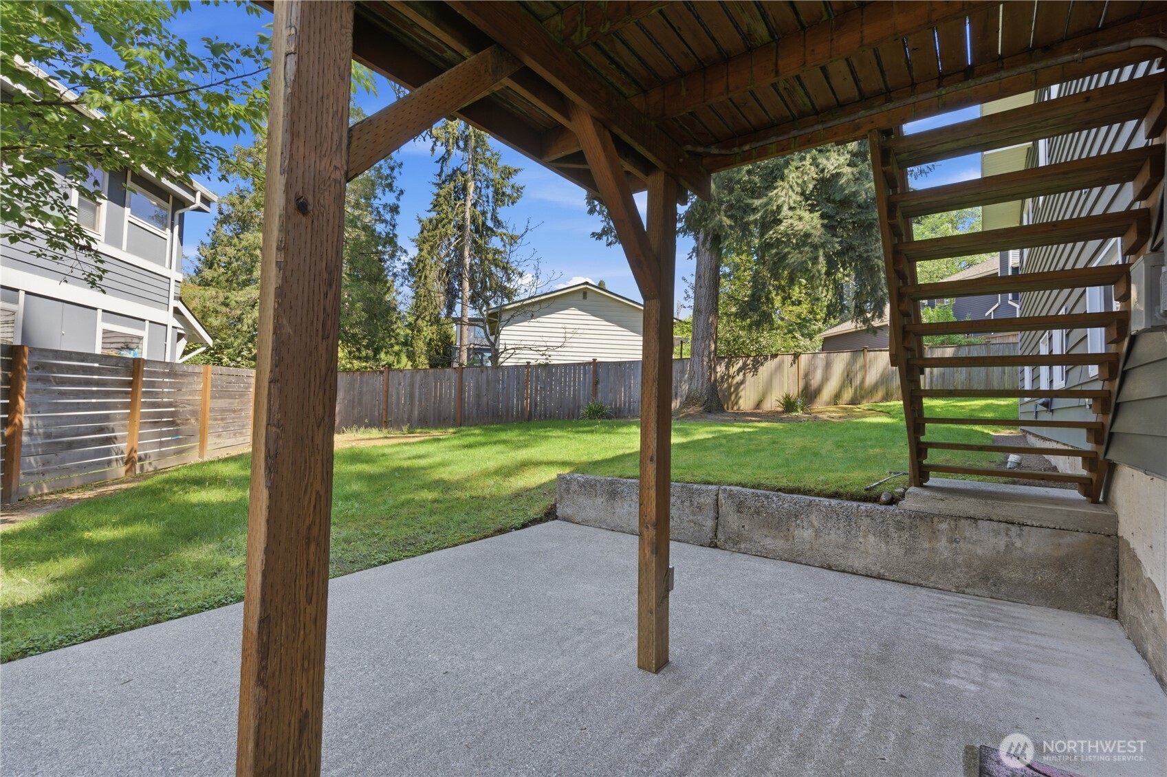 12020 NE 83rd Street
