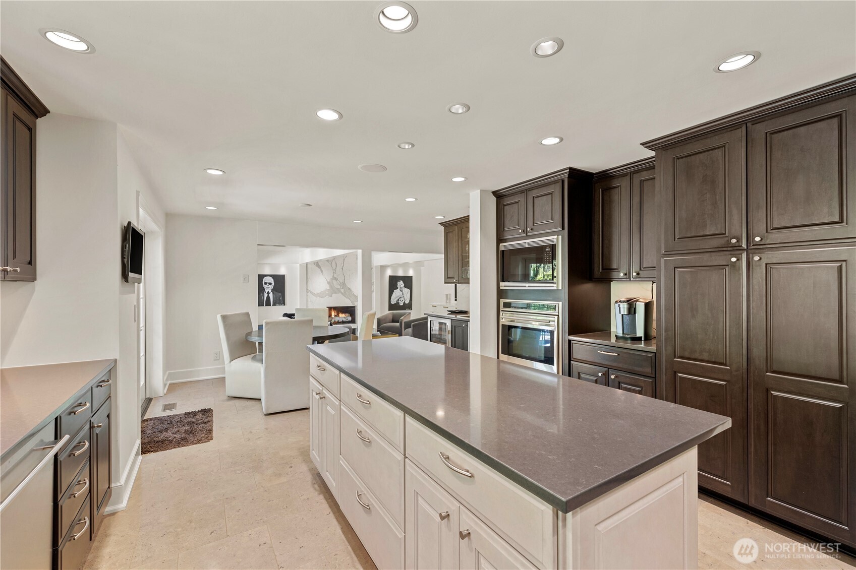 2553 Medina Circle