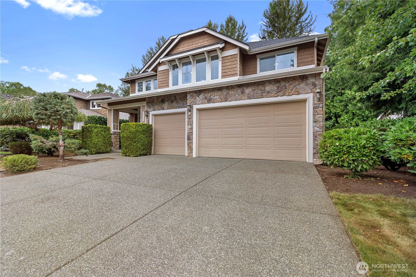 20554 NE 32nd Court