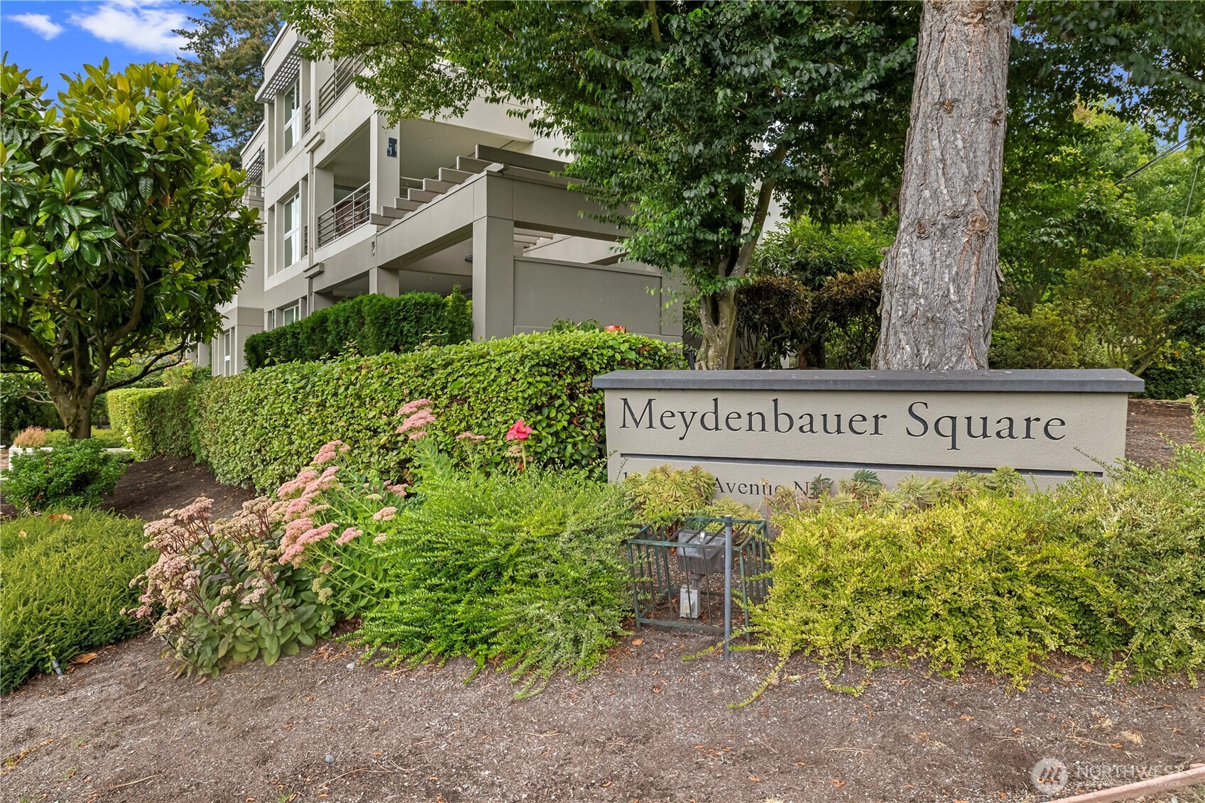 101 99th Avenue NE Unit: 301