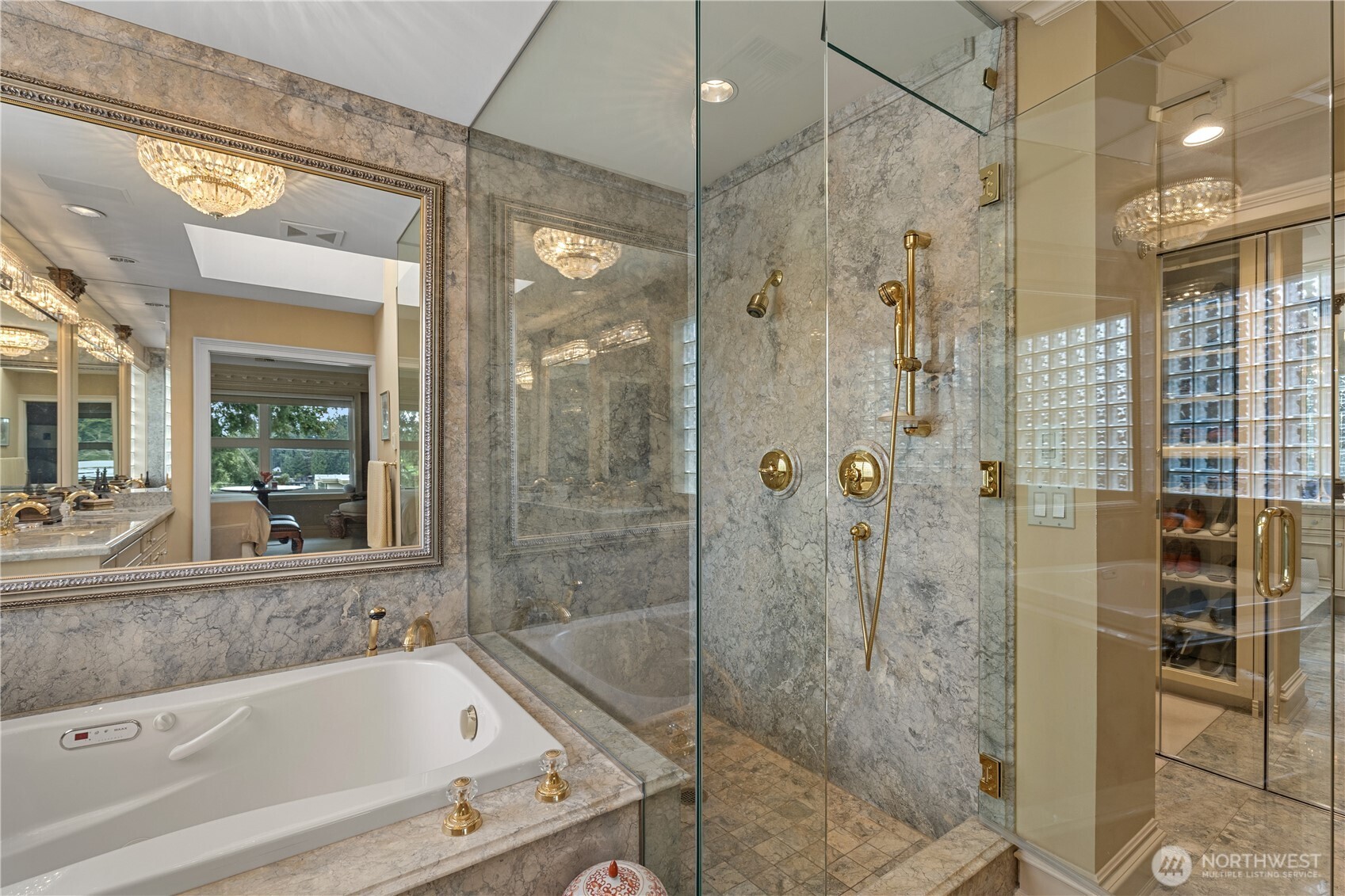 101 99th Avenue NE Unit: 301