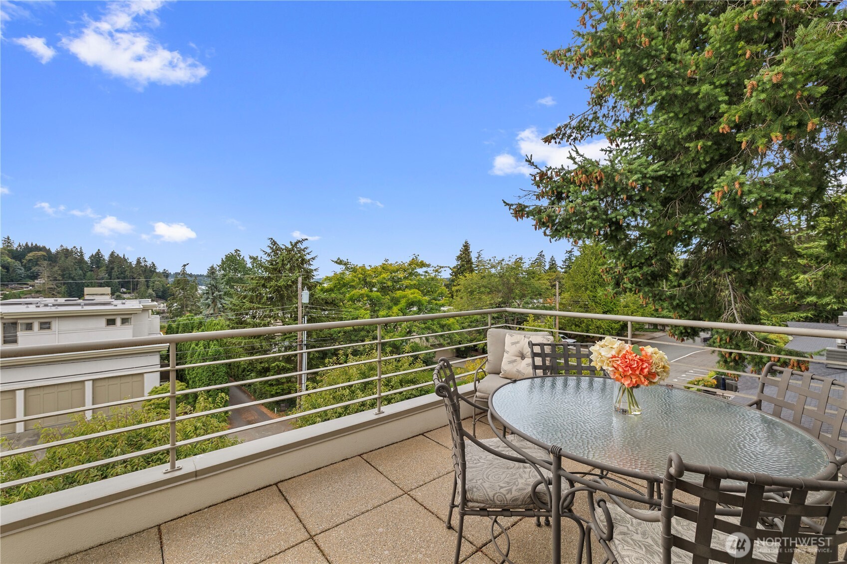 101 99th Avenue NE Unit: 301
