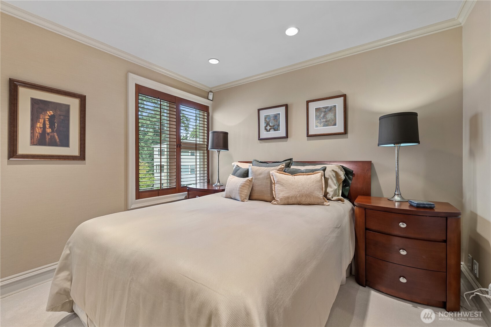 101 99th Avenue NE Unit: 301