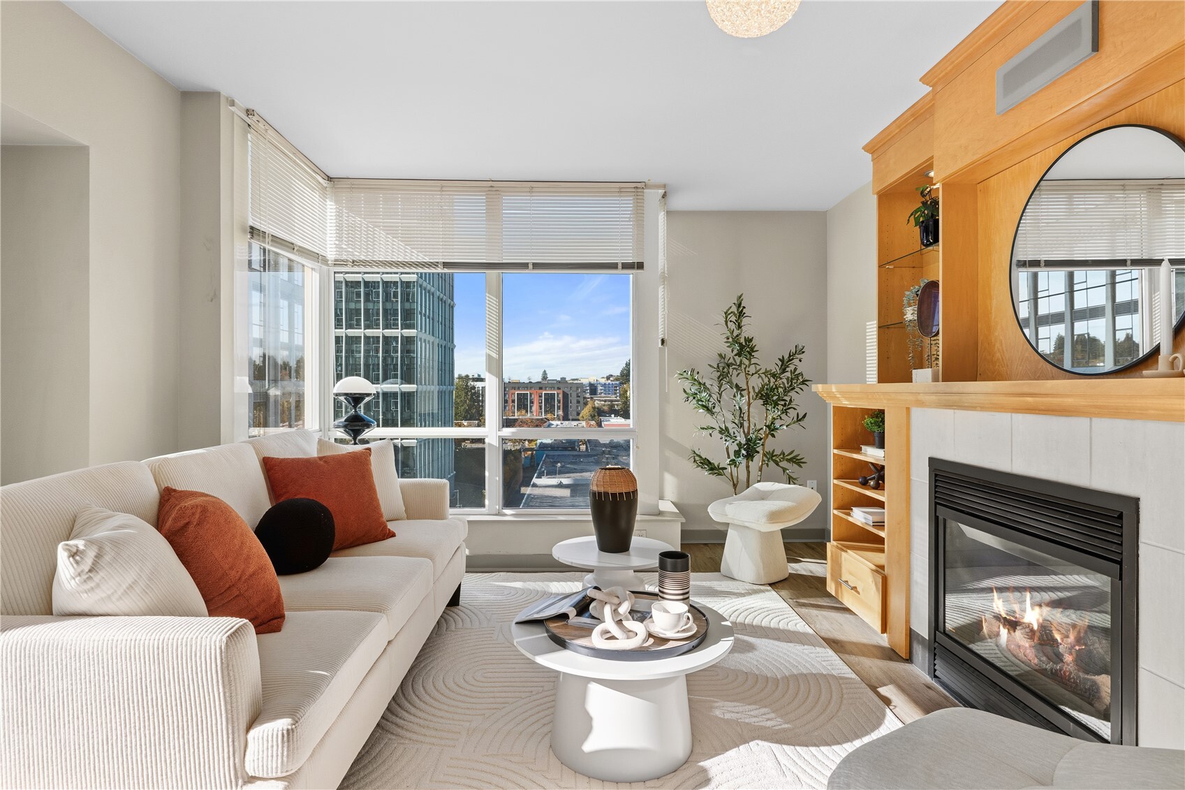 1100 106th Avenue NE Unit: 703