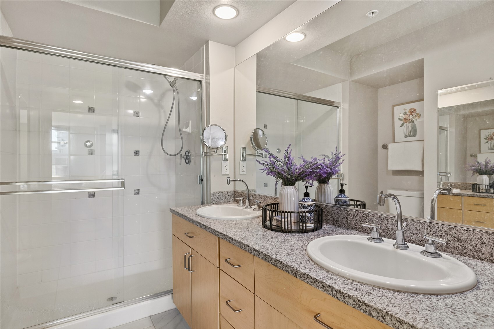 1100 106th Avenue NE Unit: 703