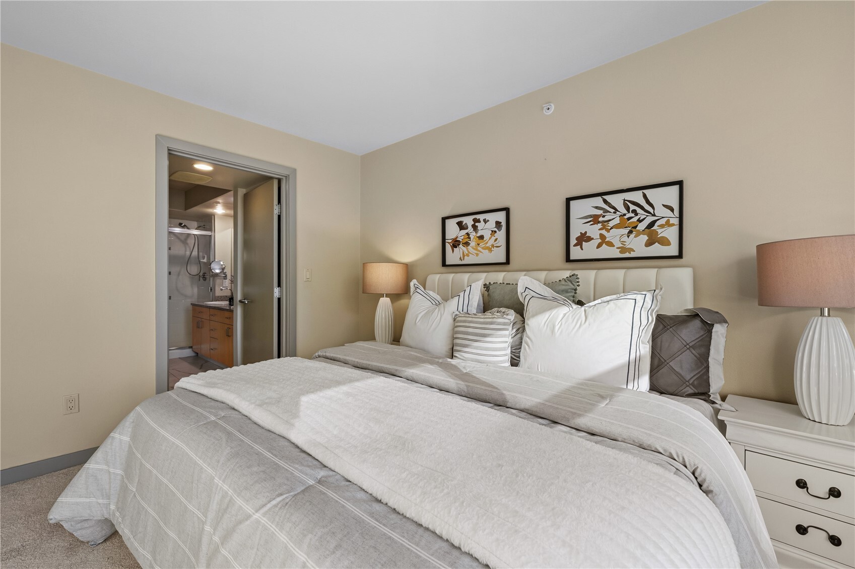 1100 106th Avenue NE Unit: 703