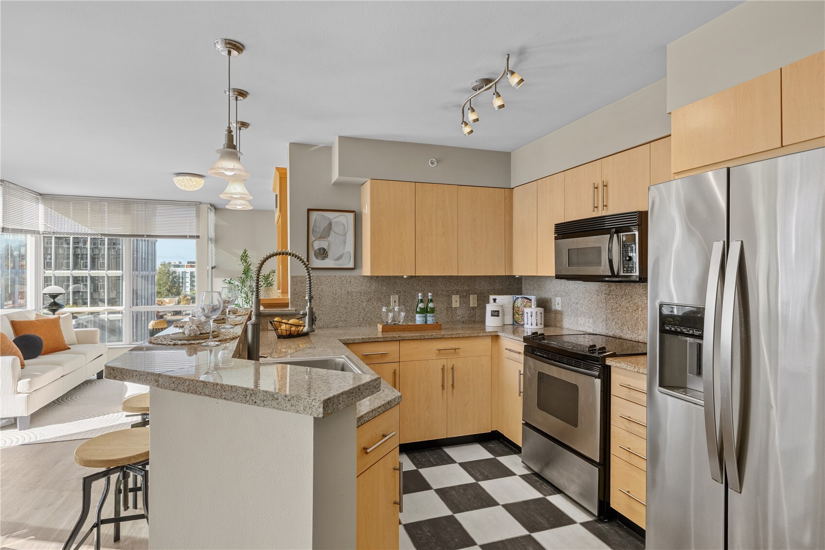 1100 106th Avenue NE Unit: 703