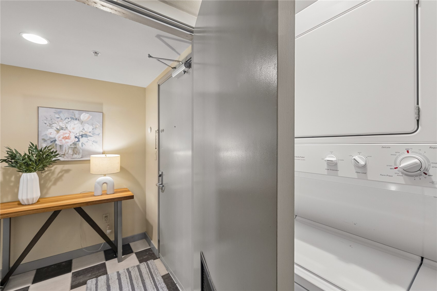 1100 106th Avenue NE Unit: 703