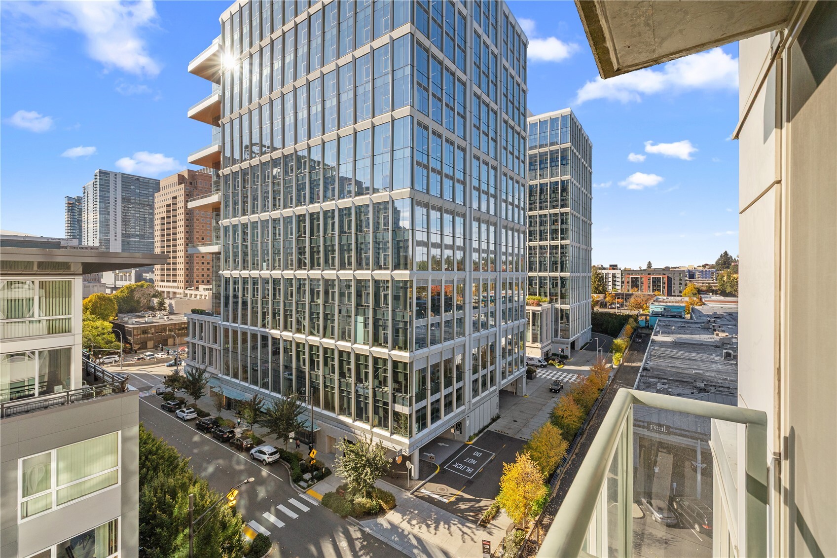1100 106th Avenue NE Unit: 703