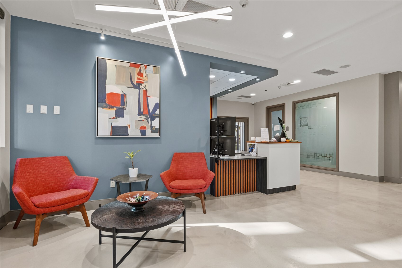 1100 106th Avenue NE Unit: 703