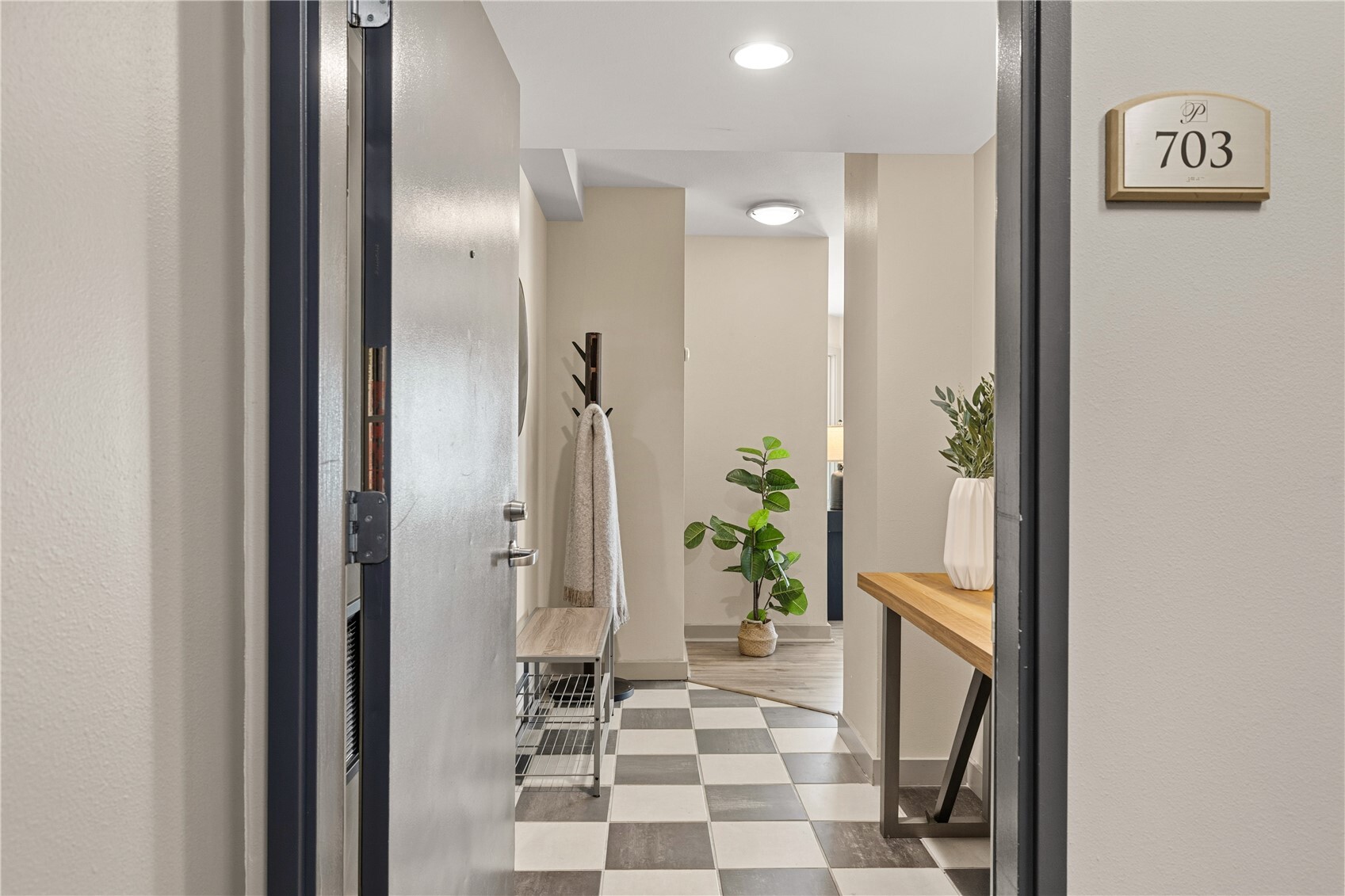 1100 106th Avenue NE Unit: 703