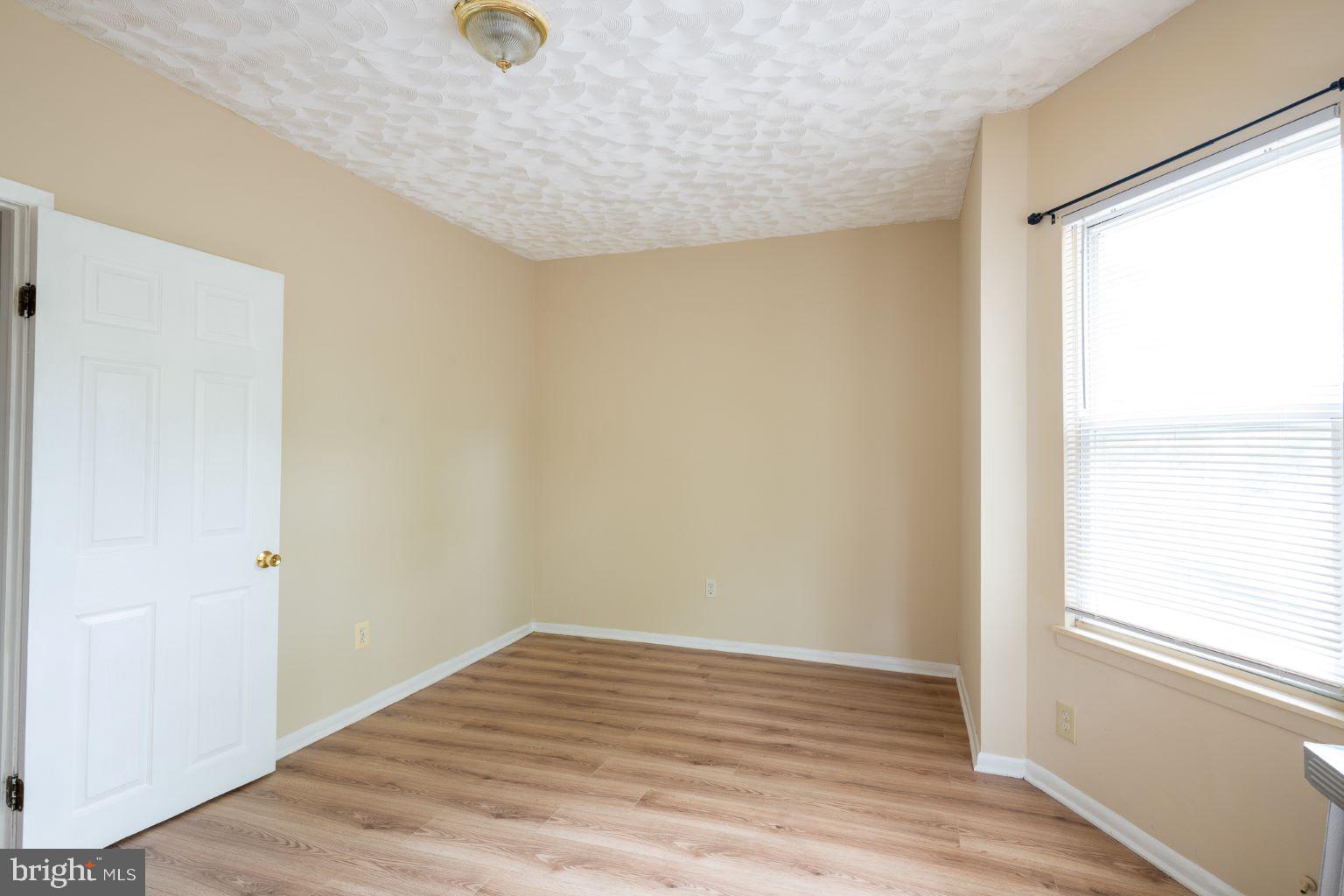 4620 Highland Ave