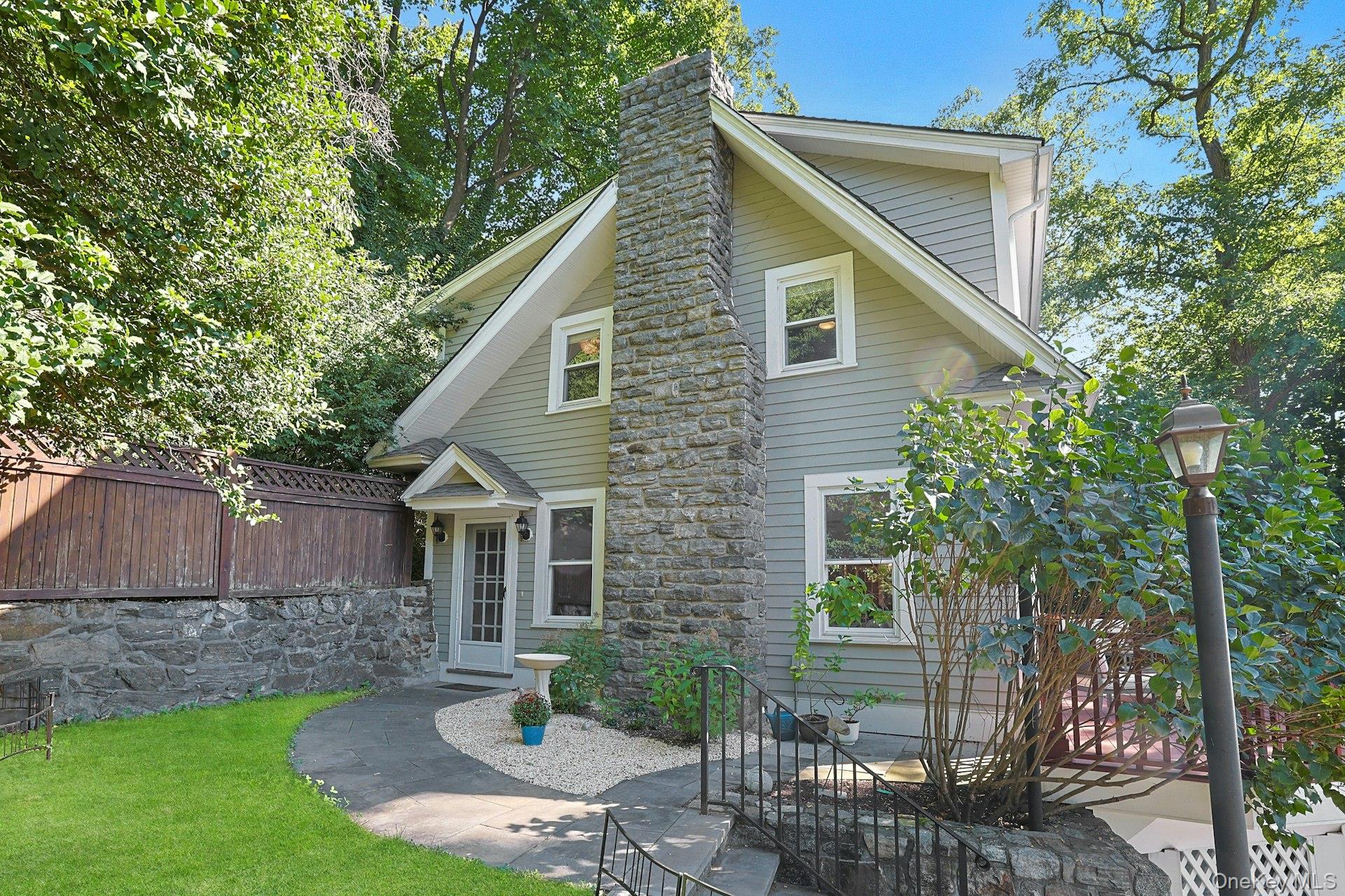 17 Mountain Avenue