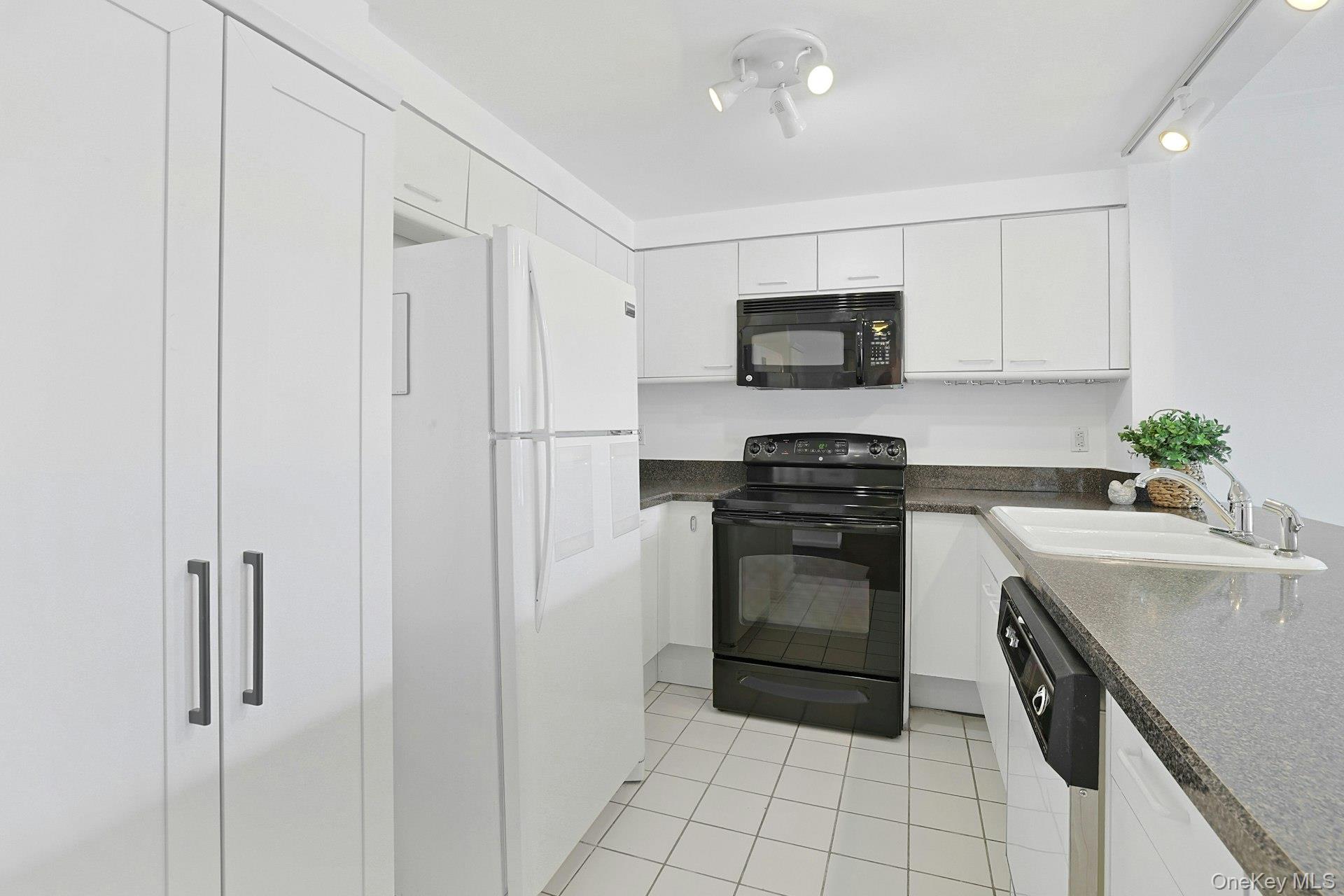 22 Copley Court Unit: 22