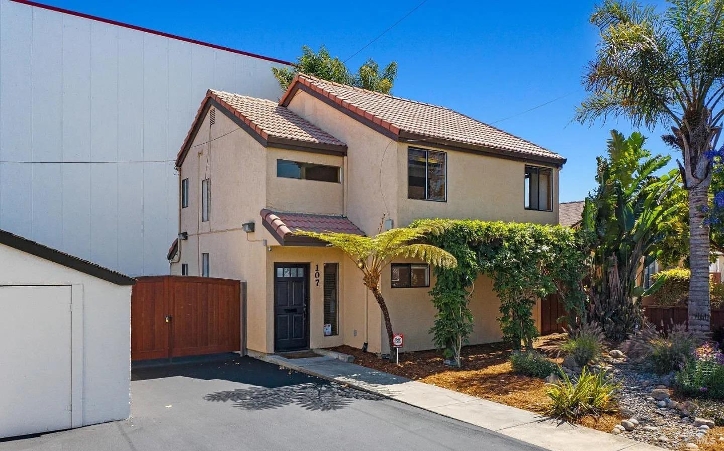 1219 Fair Ave