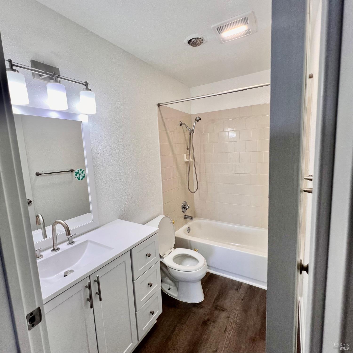 3400 Tennessee St #3