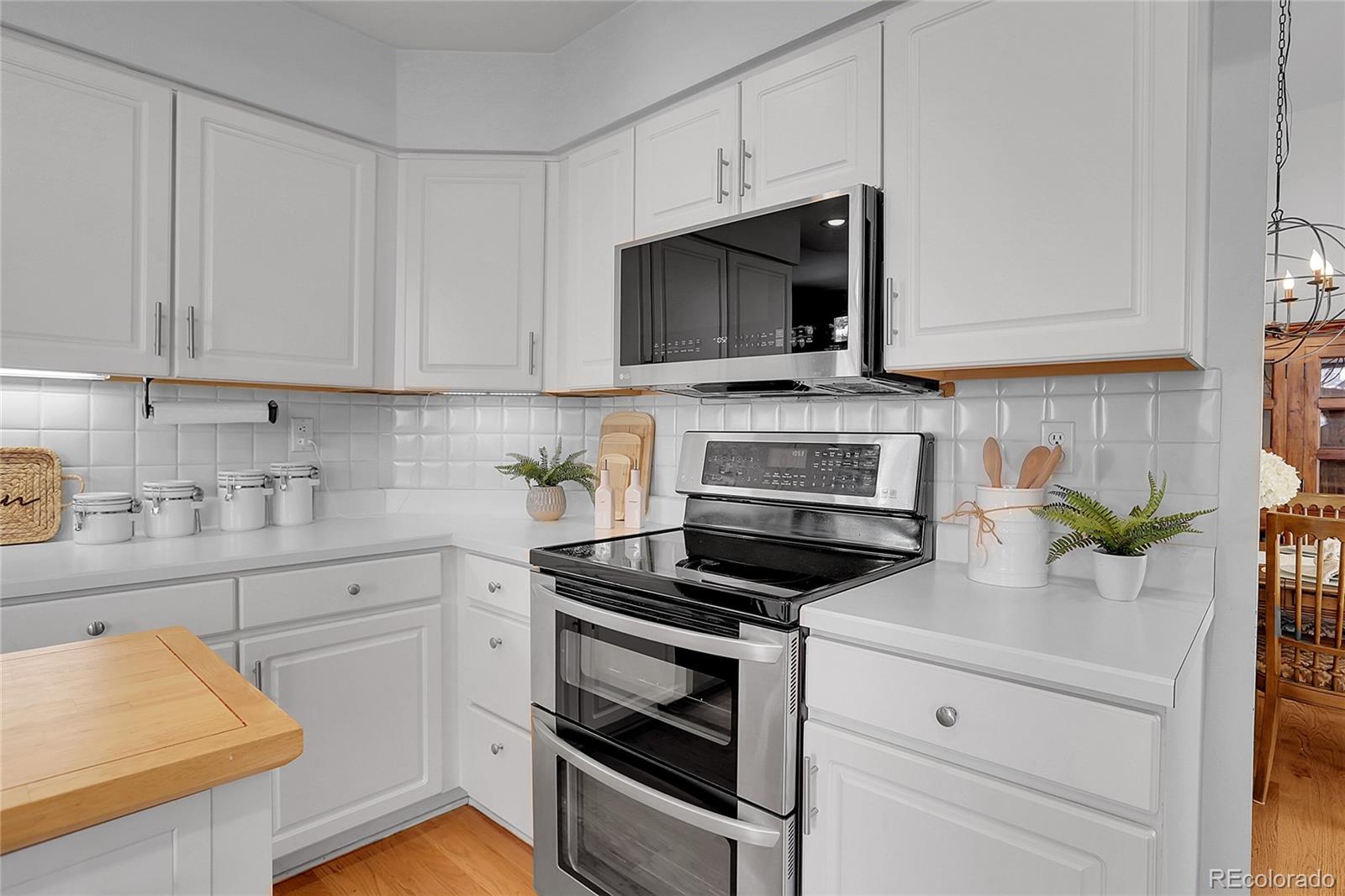 14165 W Warren Circle